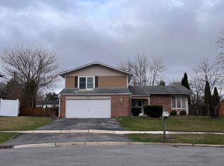 381 Stafford Ct, Bolingbrook, IL