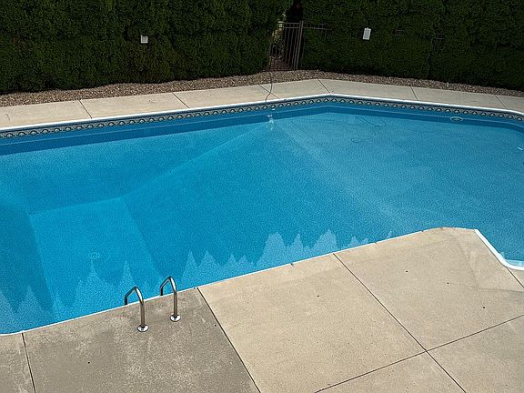 Heated In-ground Pool