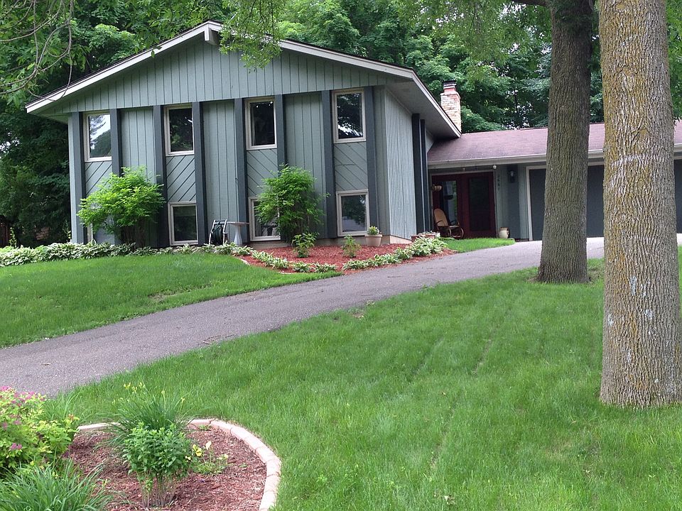 2nd image of 2661 Orchard Ln