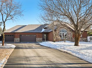 1820 Case Ln, Saint Cloud, MN 56303