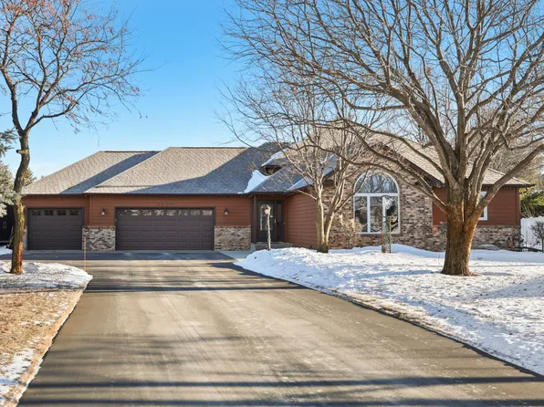 1820 Case Ln, Saint Cloud, MN 56303