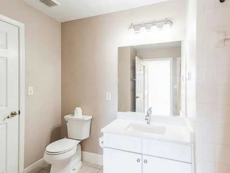 1200 Town Center Dr #305 — Photo 33