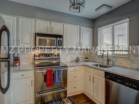 2nd image of 327 W Lincoln Ave #1