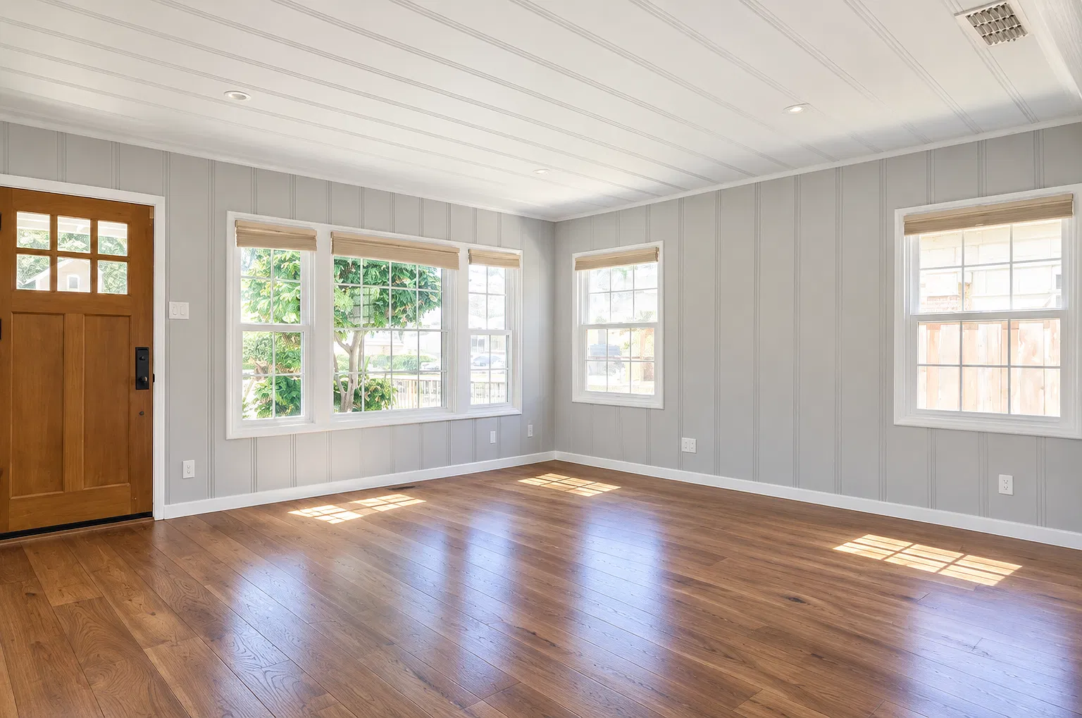 3 bed, 1228 sqft, $4,800 — Photo 1