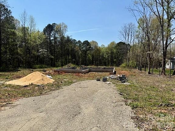5th image of 3601 Thunder Rd