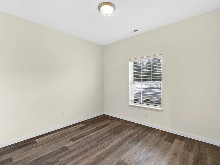 Townhomes at Woodland's Edge — Photo 13