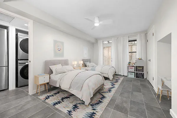 Sold by Douglas Elliman | media 18