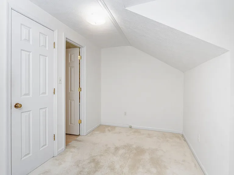 10 Waverley Grn — Photo 15