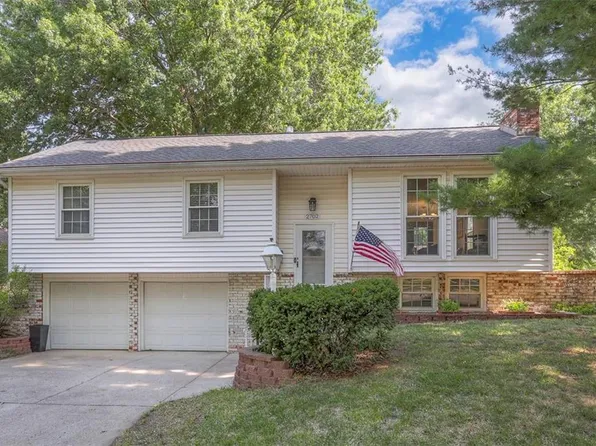 2702 NE 68th Ter, Kansas City, MO 64119