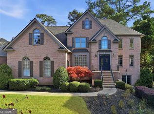 585 Saint Regis Ln, Alpharetta, GA