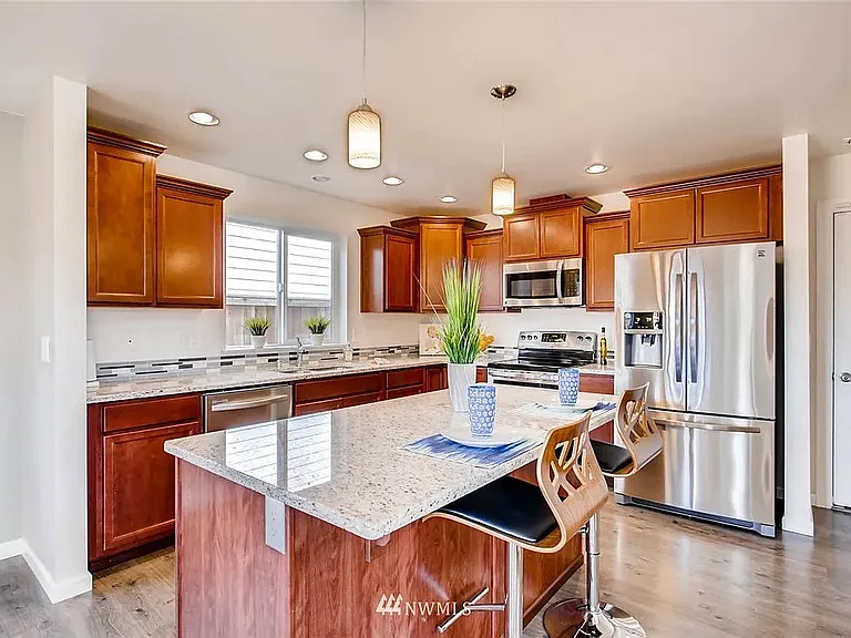 318 SW 106th St — Photo 7