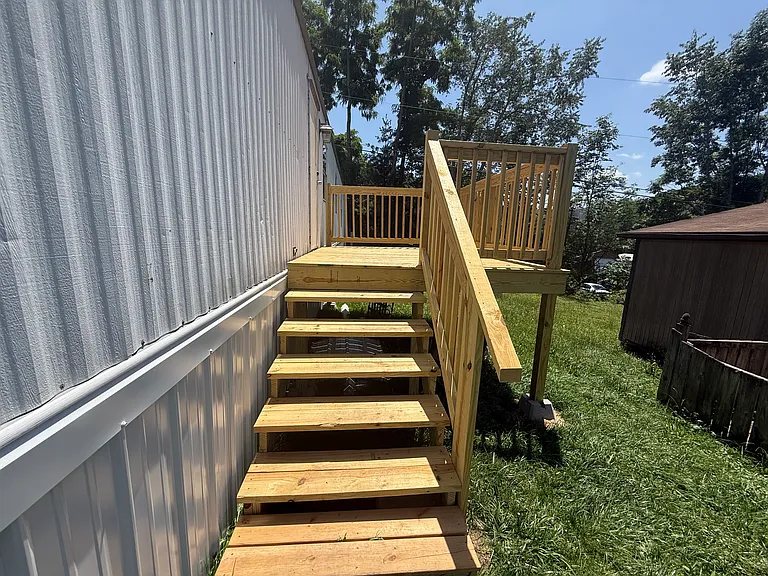 220 Thor Ln — Photo 16