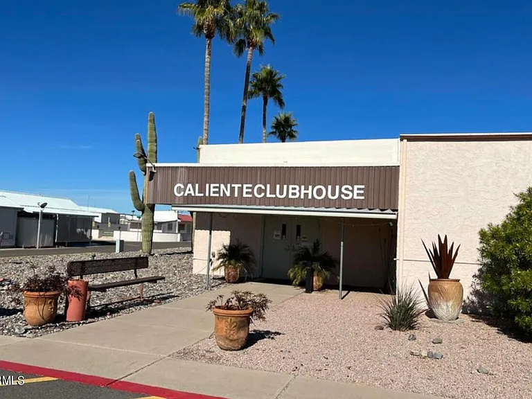210 E Mesa Dr — Photo 15