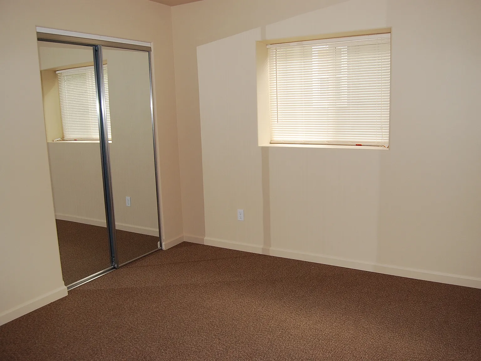 SE Scenic View Dr, College Place — Photo 3