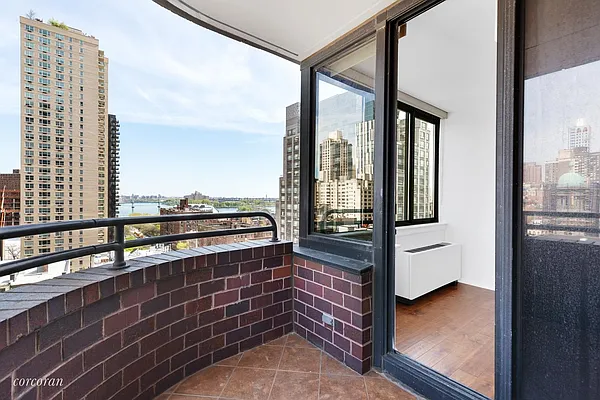 Sold by Corcoran | media 2