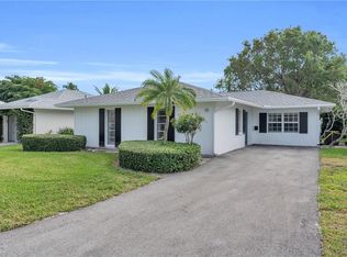 15 Crooked Ln, Naples, FL 34112