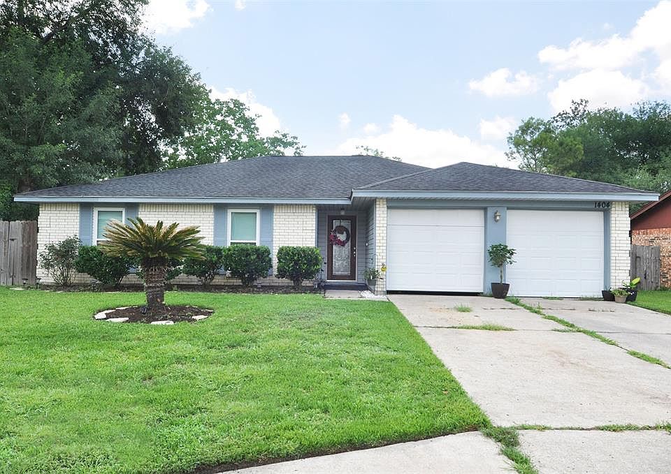 1st image of 1404 Fife Ct