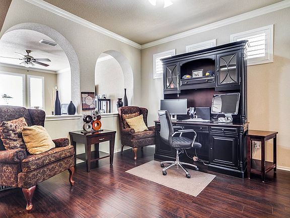 5th image of 4318 Woodbridge Way