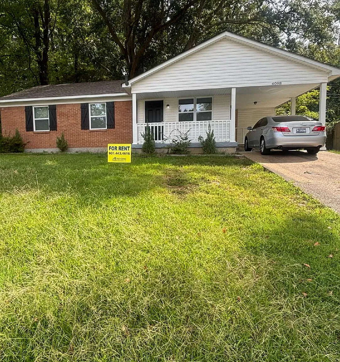 3 bed, 1.5 bath, $1,450 — Photo 1