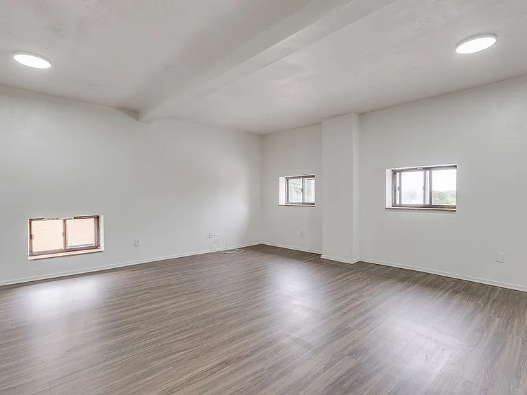 600 E Warrington Ave #2 — Photo 12