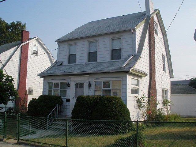 1st image of 5504 Haspel St
