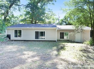 2451 S Satterlee Rd, Gowen, MI 49326