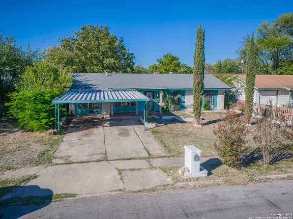 111 Meadow Trail Dr, San Antonio, TX 78227