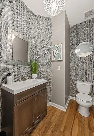 1235 Longpointe Pass — Photo 9