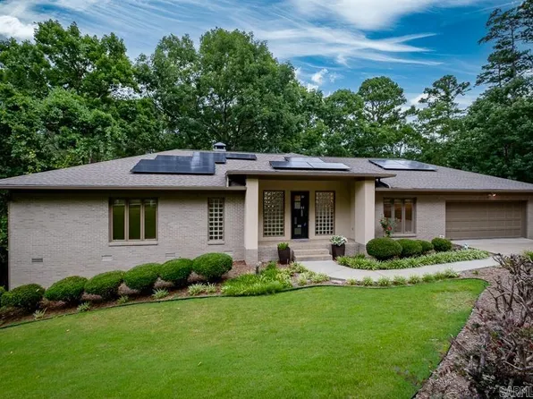 18 Carmel Dr, Little Rock, AR 72212