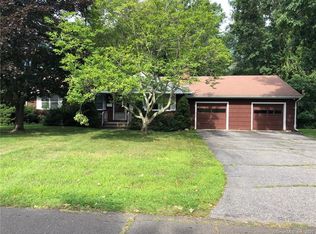 11 Westwood Rd, Trumbull, CT 06611