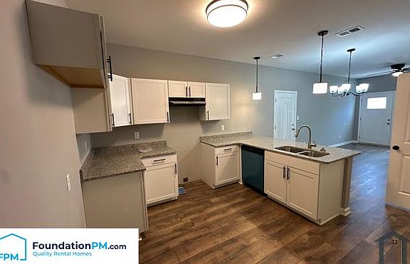 3rd image of 2930 Spottswood Ave #1