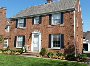 3537 Winchell Rd, Shaker Heights, OH 44122