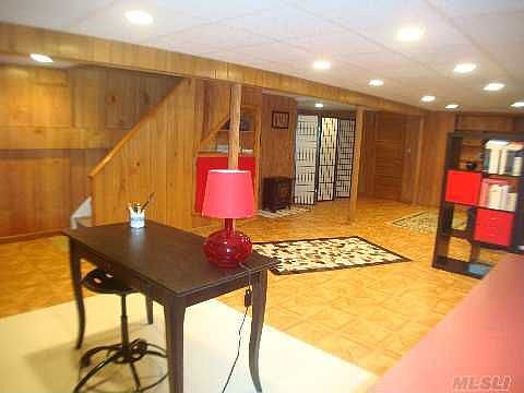 5th image of 9 Shoreham Dr W