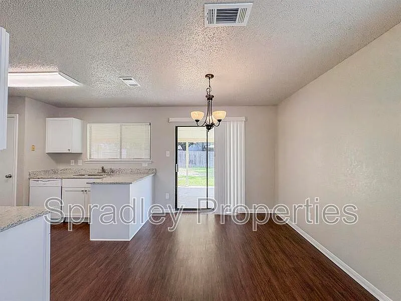 Stone Ridge — Photo 4
