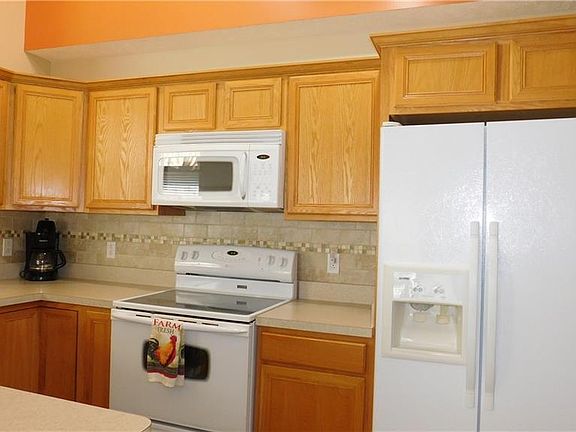3rd image of 1287 Joshua Way