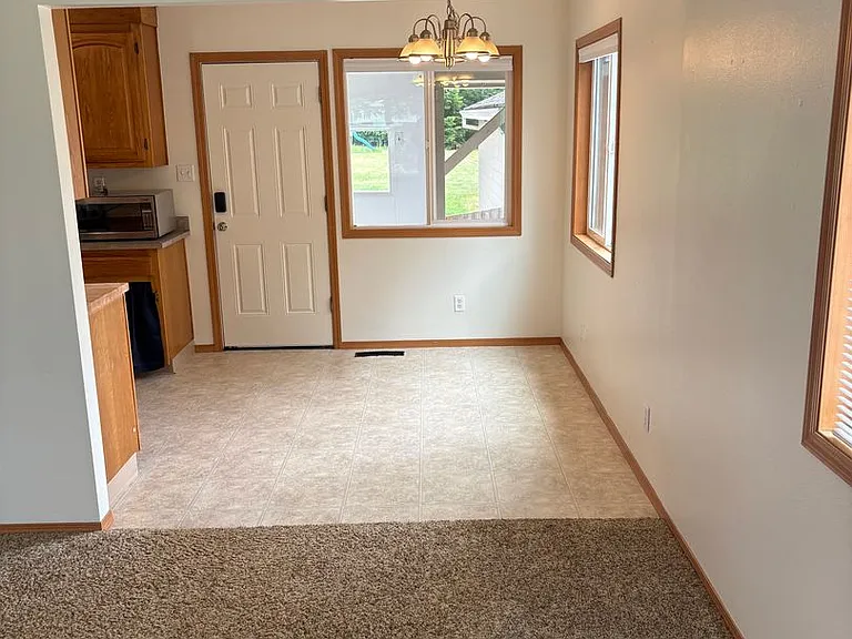 14462 SE Bluff Rd — Photo 19