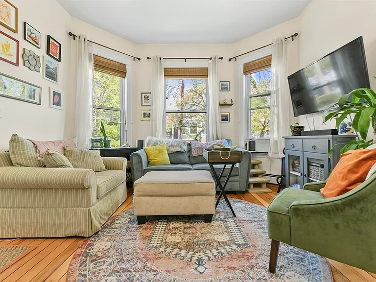 156 Sycamore St #2 — Photo 6