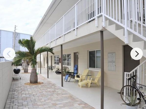 626 12th Ave NE APT 1