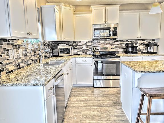 4th image of 1280 Highland Hill Dr SE