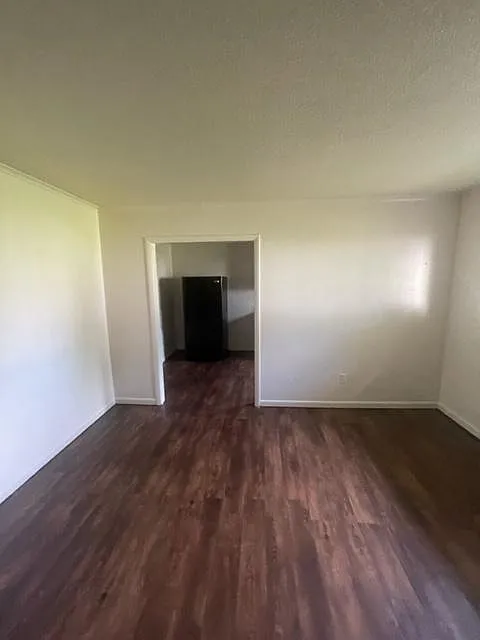 1 bed, 650 sqft, $850 — Photo 2
