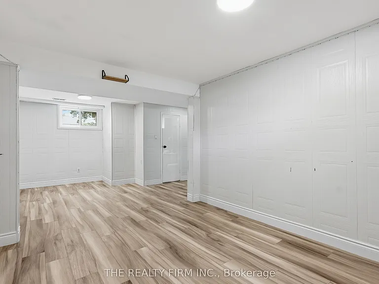 45 Amy Cres — Photo 23