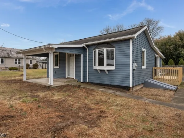 700 Riegelsville Road, Holland Twp., NJ 08848
