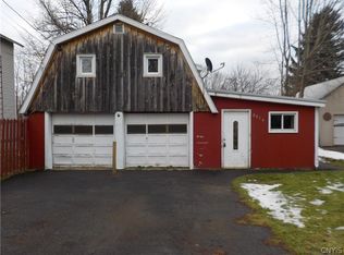 8014 Plainville Rd, Baldwinsville, NY 13027