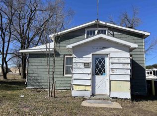 715 N Main St, Necedah, WI 54646