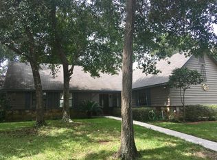 126 Shadow Lawn Ave, Pass Christian, MS 39571