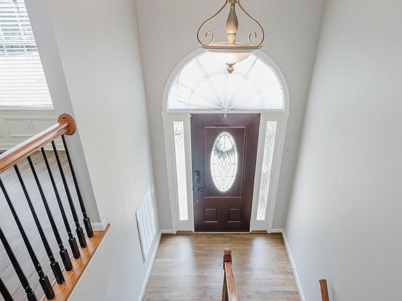 5th image of 128 Magnolia Ridge Cir