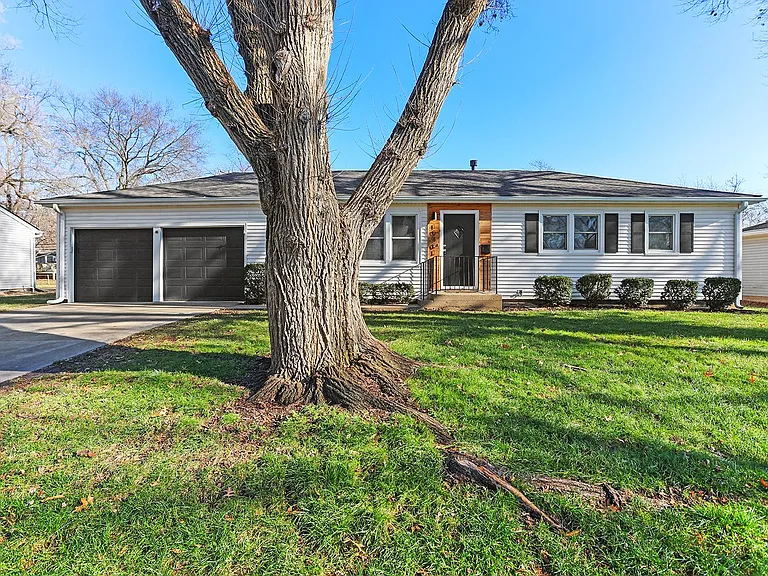 10401 Maple Dr — Photo 29