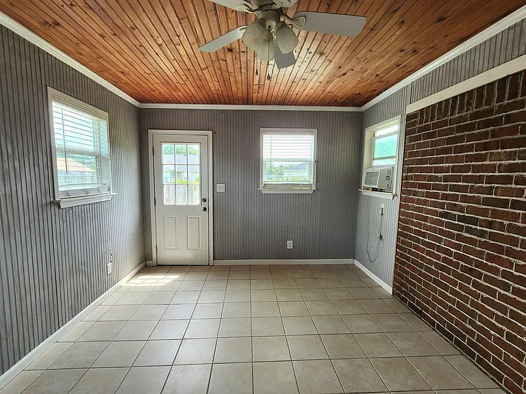 1732 Abbey Loop — Photo 18