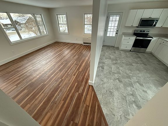 4th image of 7 South St #1