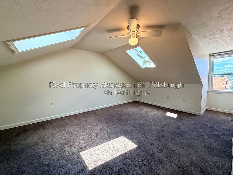 1918 Jane St #2 — Photo 10